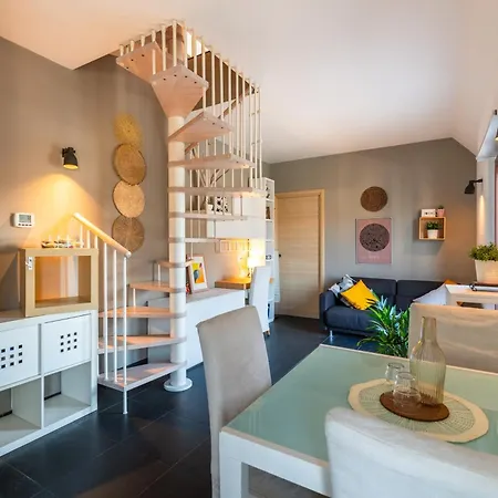 Around Apartamento Roma